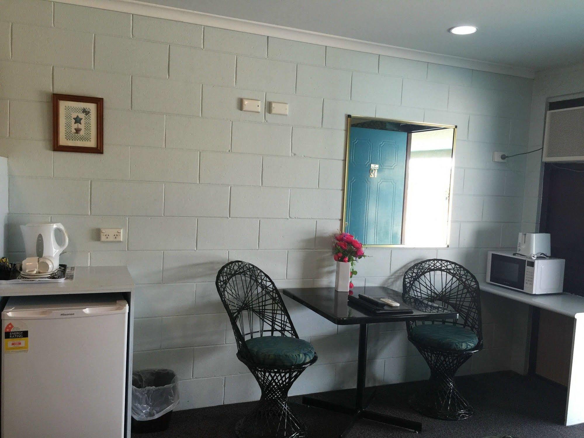 Fitzroy Motor Inn Rockhampton Exterior foto